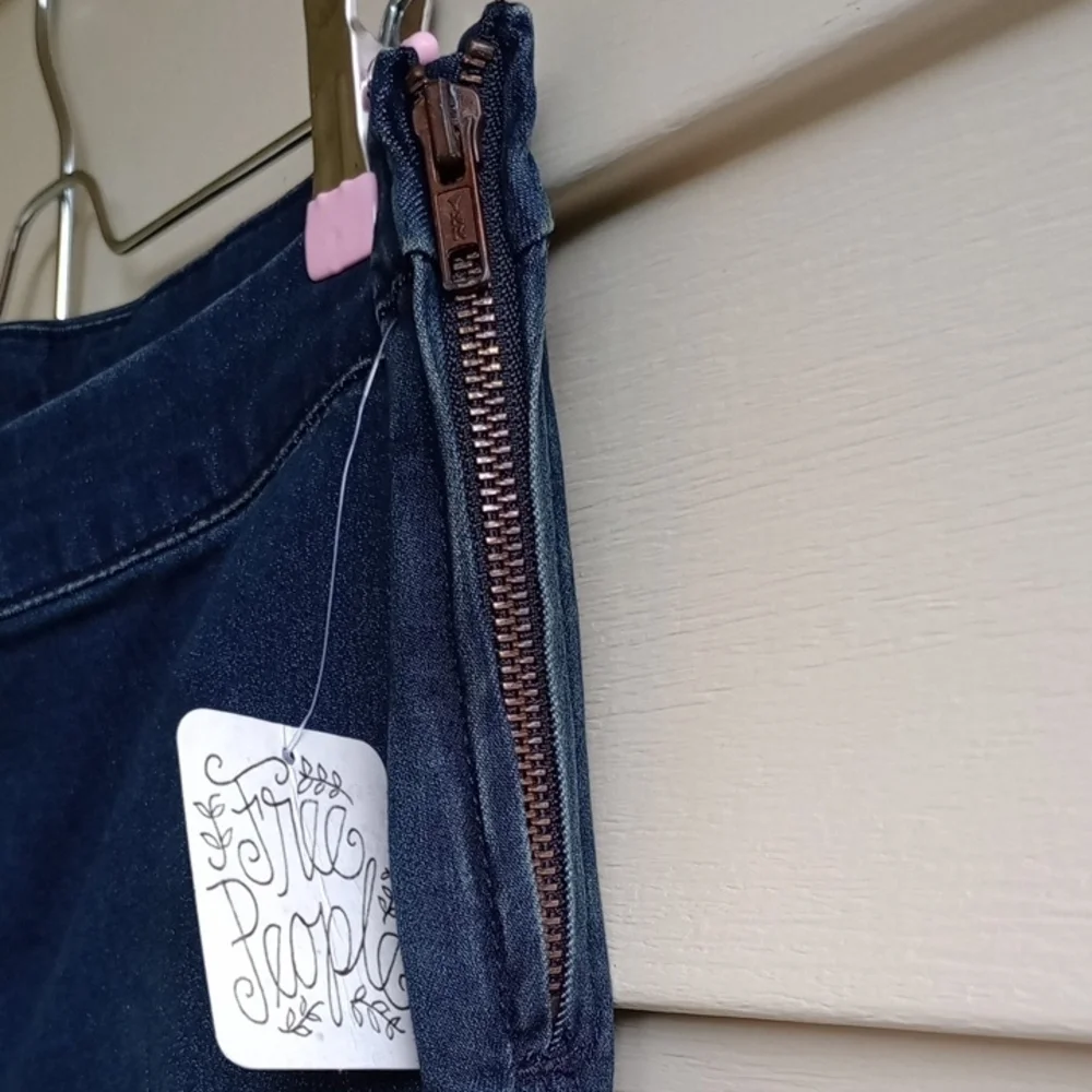 Free People‎ Indigo Straight Leg Jeans NWT